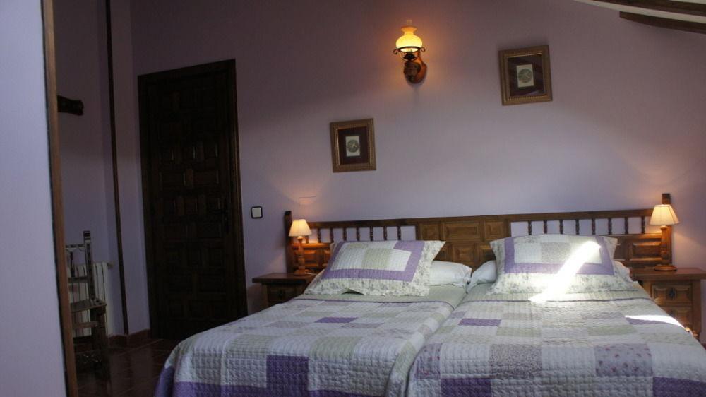 Posada La Cerra De San Roque Σαντιγιάνα ντελ Μαρ Εξωτερικό φωτογραφία